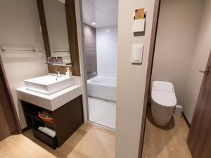 Koupelna v ubytování Asakusa Tobu Hotel