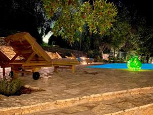 Bazén v ubytovaní Villa Eva Agni with private pool by DadoVillas alebo v jeho blízkosti