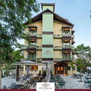 Budova, kde se hotel nachází