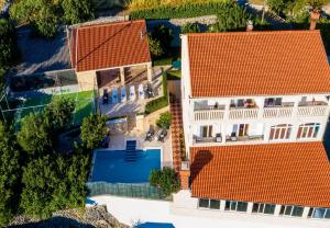 Bazén v ubytování Villa Mateo with Private Pool nebo v jeho okolí