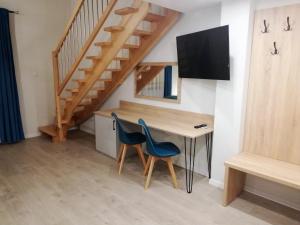 Telewizja i/lub zestaw kina domowego w obiekcie U ŹRÓDEŁ