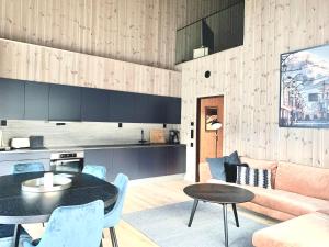 Φωτογραφία από το άλμπουμ του Fantastic apartment in Hemsedal, ski in ski out, Fyri Tunet σε Hemsedal +27 φωτογραφίες