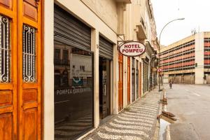 Certifikát, hodnocení, plakát nebo jiný dokument vystavený v ubytování Pompeu Rio Hotel