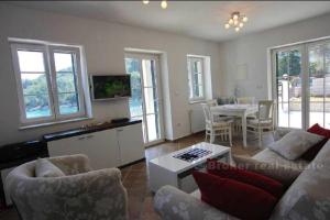 Posedenie v ubytovaní Villa Mala Dora