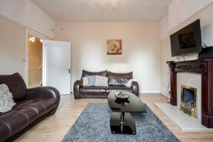 Spacious 5 Bedroom House in Gravesend