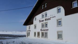 Logis Ferme Hotel de la Vrine talvella