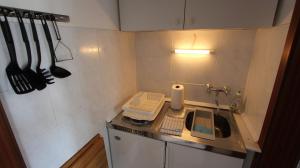 Kuchnia lub aneks kuchenny w obiekcie Apartment Kreslin