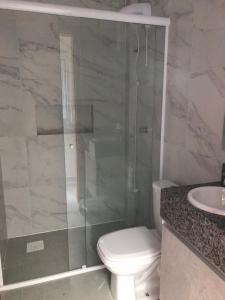 Ένα μπάνιο στο Residencial Brisa térreo +53 φωτογραφίες