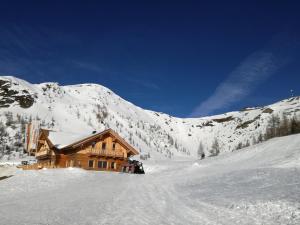 Wieser Hütte v zime
