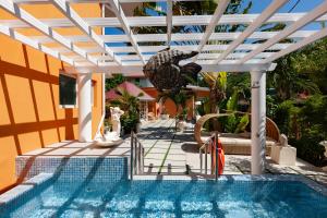 Bazén v ubytování Oceane Self Catering nebo v jeho okolí