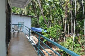 En balkon eller terrasse på Suvarna Holiday Home