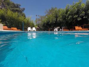 Bazén v ubytování Hotel Complejo Najul Suites-Solo Adultos nebo v jeho okolí