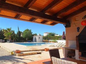 Fotografia z galérie ubytovania Villa Nerea with air conditioning & private swimming pool only 400m to the beach ideal for families v destinácii L'Ametlla de Mar