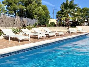 Villa Buena Vista - 5 bedroom fully air-conditioned villa ...