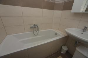 A bathroom at Ádám Guesthouse I.