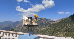 Fotografie z fotogalerie ubytování Rooftop Cottages & Restaurant, Pangot v destinaci Nainital