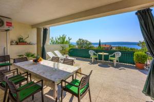 Balkón nebo terasa v ubytování Apartments ALEX