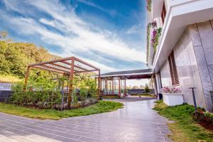 Zahrada ubytování Leela Resort, The Exotic Boutique Hotel - Pure Veg