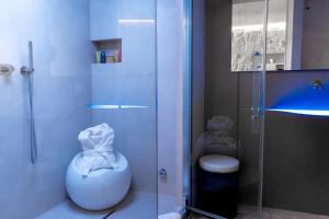 Bagno di Antico Mondo Rooms & Suites