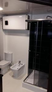 Ванная комната в Charlotte -двухуровневая Студия в Центре