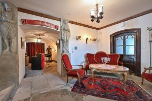 Posezení v ubytování Schloss zu Hopferau