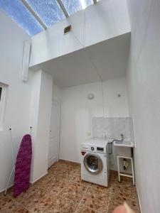 Kuchyň nebo kuchyňský kout v ubytování JUST To SLEEP 2 BEDROOMS APARTMENTS