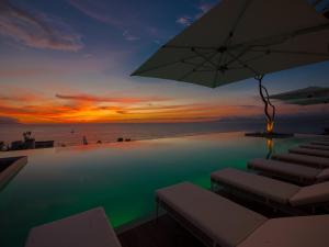 Příroda nedaleko prázdninového domu + 30 fotografií