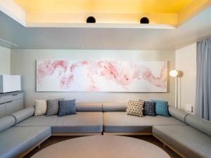 HOTEL ANTEROOM NAHA的休息区