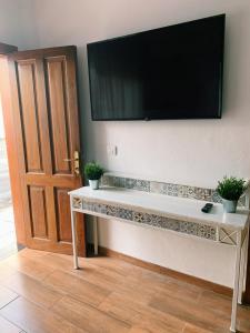 Μια τηλεόραση ή/και κέντρο ψυχαγωγίας στο CASA MAREA