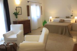 A seating area at Masseria Zambardo