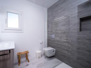 Kúpeľňa v ubytovaní Holiday Home Casa Encinas by Interhome