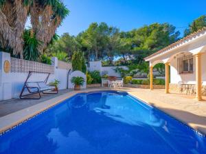 Bazén v ubytovaní Holiday Home Casa Encinas by Interhome alebo v jeho blízkosti
