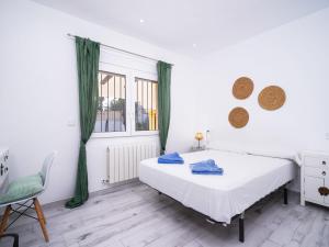 Posteľ alebo postele v izbe v ubytovaní Holiday Home Casa Encinas by Interhome