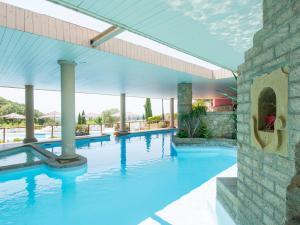 Πισίνα στο ή κοντά στο Apartment Il Felciaione-2 by Interhome