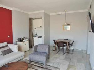 Apartament suite in Hotel Pyr of Puerto Banús, Marbella ...