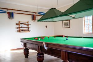 Biliár nebo kulečník v ubytování Steynshoop self-catering Valley Lodge
