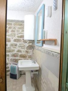 Koupelna v ubytování Comfortable apartment in Betina 55 m² with terrace