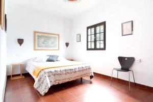 Posteľ alebo postele v izbe v ubytovaní Spacious Villa in Conil de Frontera with Private Pool