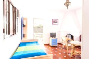 Posteľ alebo postele v izbe v ubytovaní Spacious Villa in Conil de Frontera with Private Pool