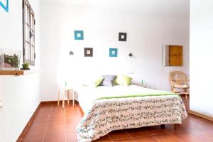 Posteľ alebo postele v izbe v ubytovaní Spacious Villa in Conil de Frontera with Private Pool + 36 fotografií