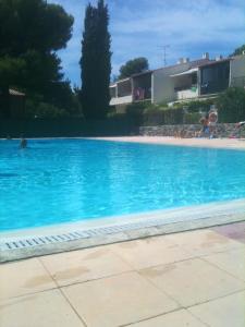 Foto dalla galleria di Appartement de 2 chambres avec piscine partagee jardin clos et wifi a Agde a 2 km de la plage a Cap d'Agde