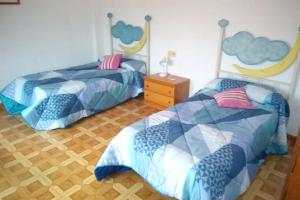 Cama o camas de una habitación en 4 bedrooms villa with private pool and wifi at Vinaros