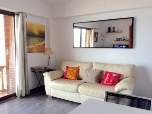 Posedenie v ubytovaní Cozy Apartment in Palamós 65m² + Sea View