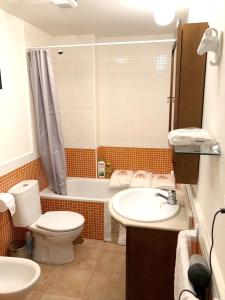 Kúpeľňa v ubytovaní Cozy Apartment Mountain View - 70m²