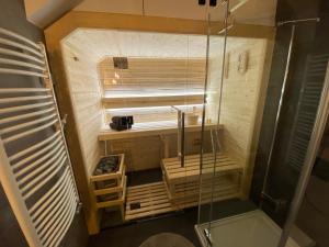 Ένα μπάνιο στο MarleSKI & Sauna +56 φωτογραφίες