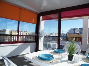 Zdjęcie z galerii obiektu ÁTICO SALINAS IV, Mnostrum Playa de Gandía EXCLUSIVO FAMILIAS w mieście Playa de Gandia