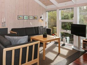 Gallery image of Unique Seaside Holiday Home in Hadsund near Terrace in Øster Hurup