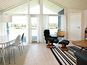 Χώρος καθιστικού στο Bright Beach House Retreat - By Traum Ferienwohnungen