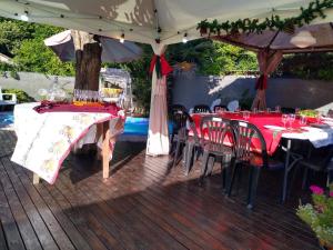 En restaurant eller et andet spisested på El Alemán