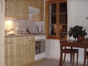 Cuina o zona de cuina de Holiday Home in Kandergrund near Ski Area